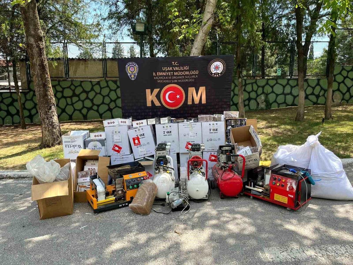 Uşak\'ta Kaçak Sigara Operasyonu: Çok Sayıda Kaçak Sigara Ele Geçirildi