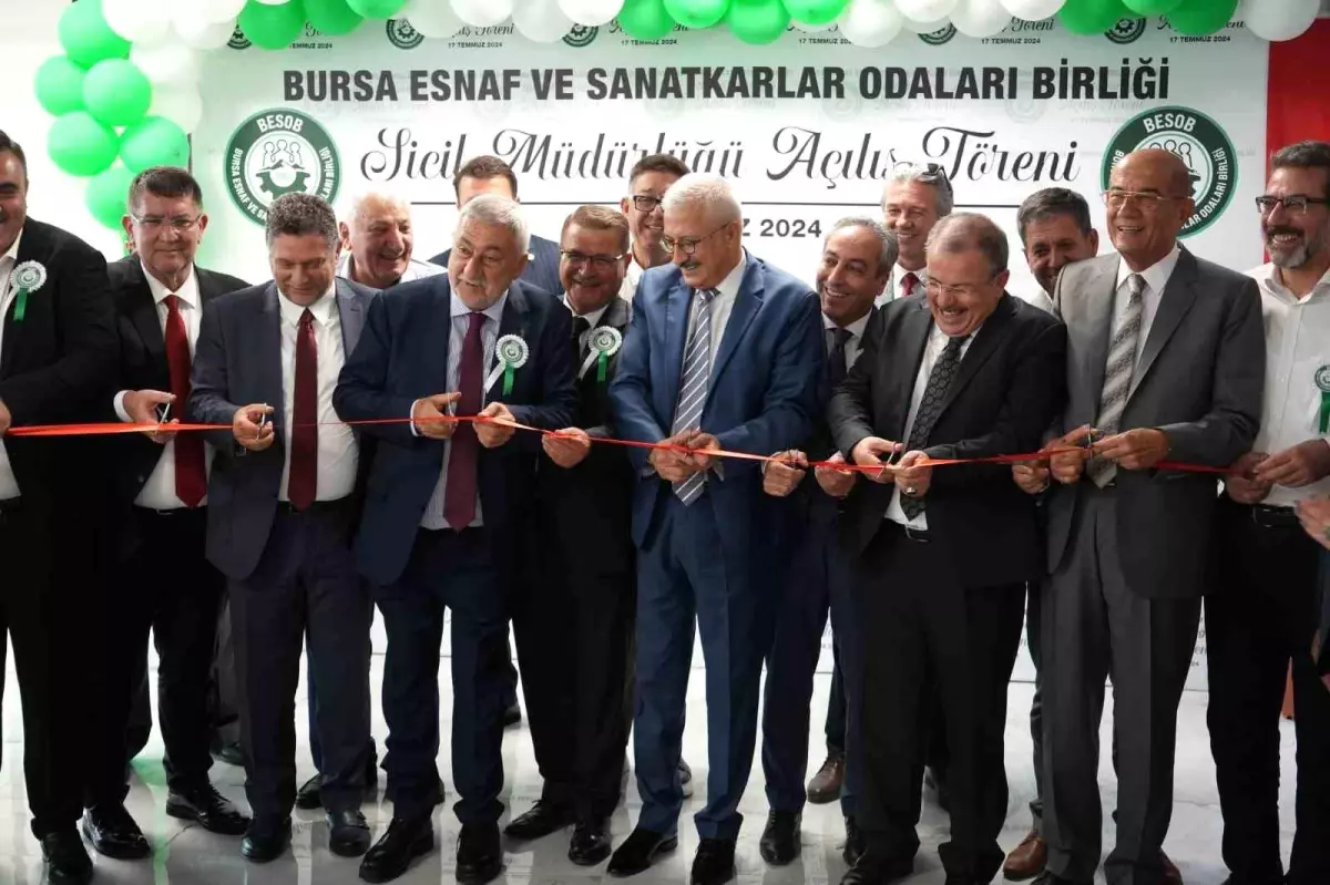 Bursa Esnaf ve Sanatkarlar Odaları Birliği\'nin Yenilenen Sicil Müdürlüğü Hizmete Açıldı