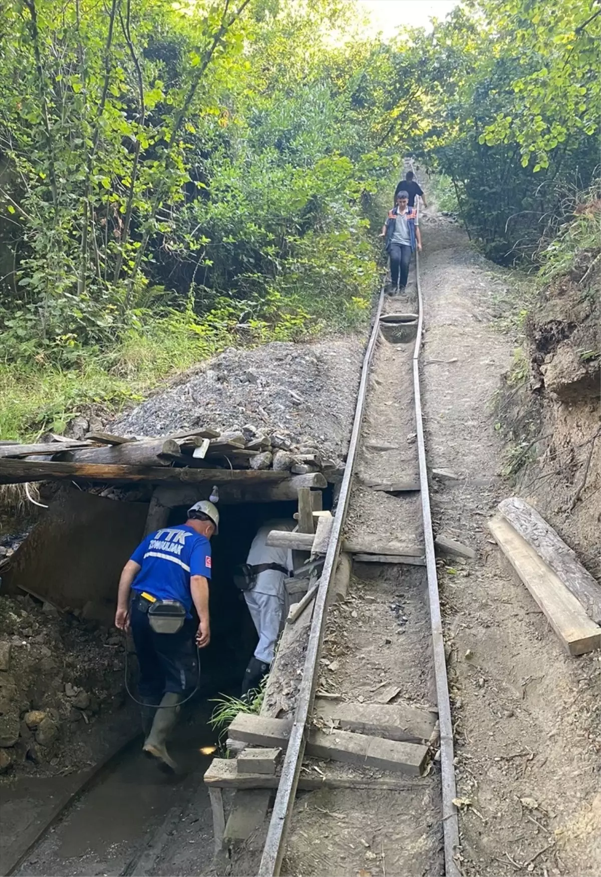 Zonguldak\'ta Ruhsatsız Maden Ocağında Göçük: 1 Kişi Hayatını Kaybetti