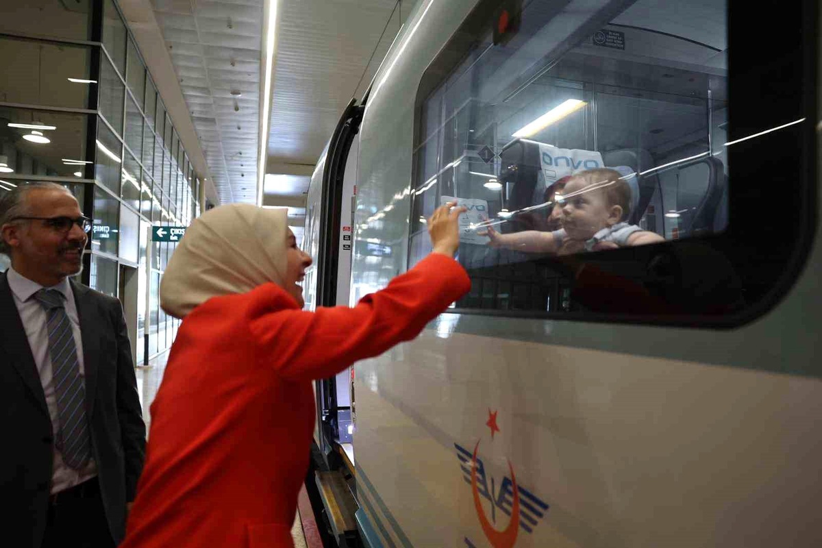 Aile ve Sosyal Hizmetler Bakanı, Doğurganlık Oranının Düşmesi İle İlgili Çalışma Başlatacak