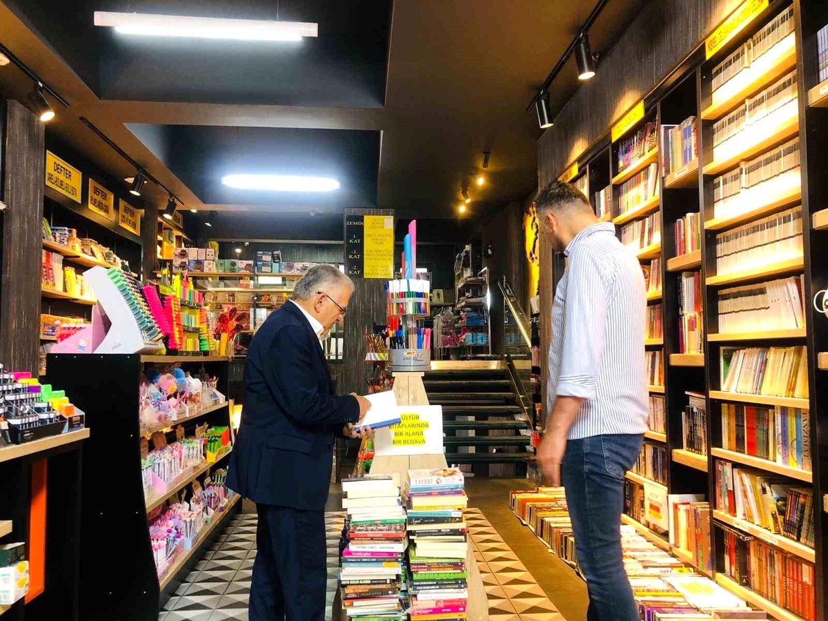 Başkan Büyükkılıç, Kayseri esnafını ziyaret etti