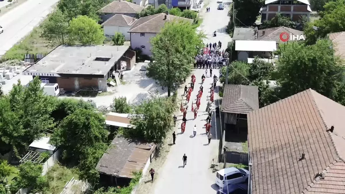 Çeşmelerden ayran aktı, Atatürk\'ün köye gelişi kutlandı