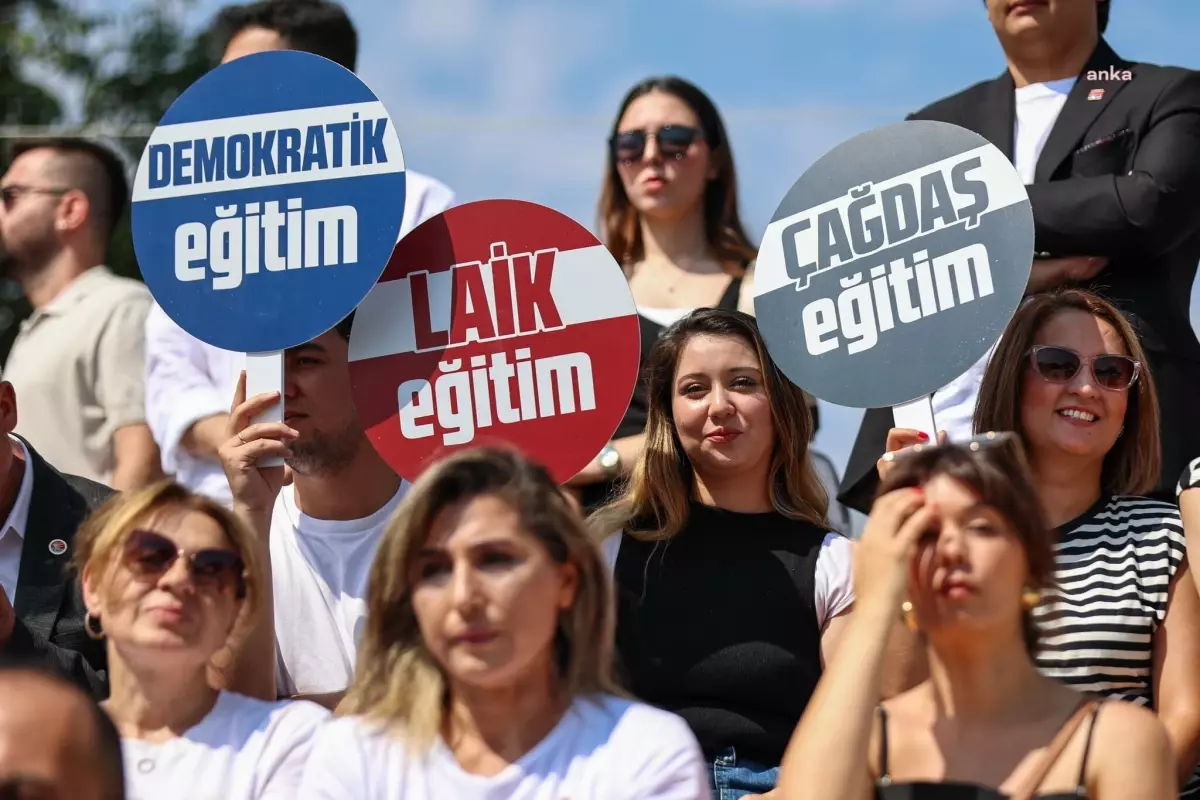 CHP Eğitim Maratonu\'nda öğretmen yetiştirme ve atanmayan öğretmenler konuşuldu