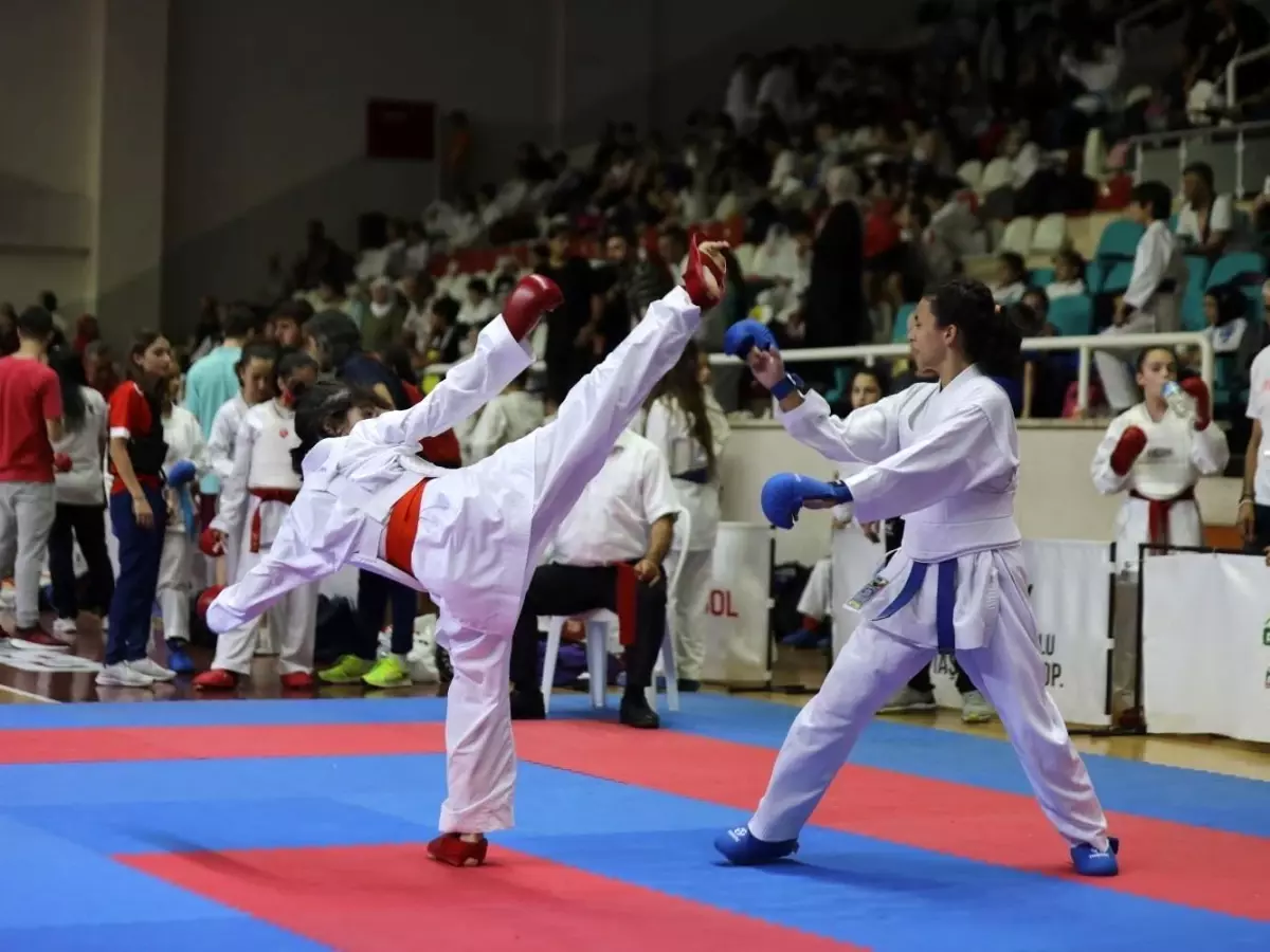 5. Uluslararası Gemlik Karate Turnuvası Başlıyor