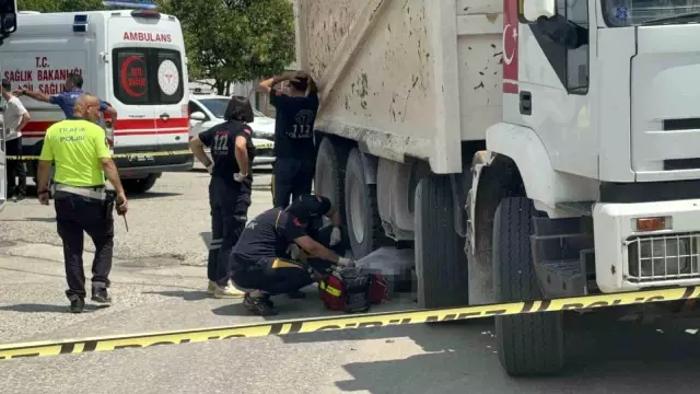 Kur'an kursundan çıkmıştı! 9 yaşındaki çocuk kamyonun altında kalarak can verdi