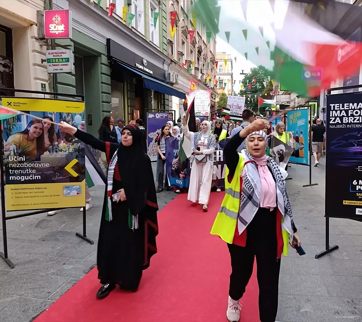 Saraybosna\'da İsrail\'in Filistin\'e yönelik saldırıları protesto edildi