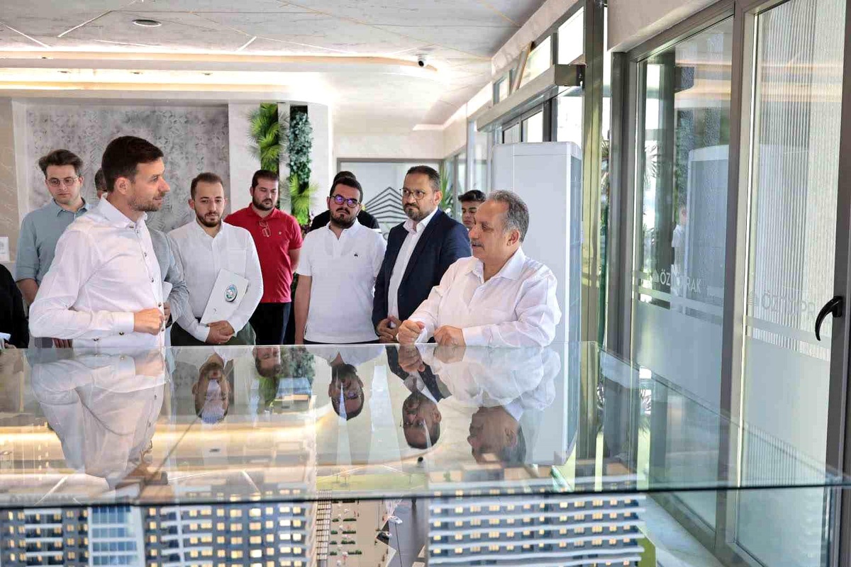 Talas Belediye Başkanı Mustafa Yalçın Kentsel Dönüşüm Sahalarını İnceledi