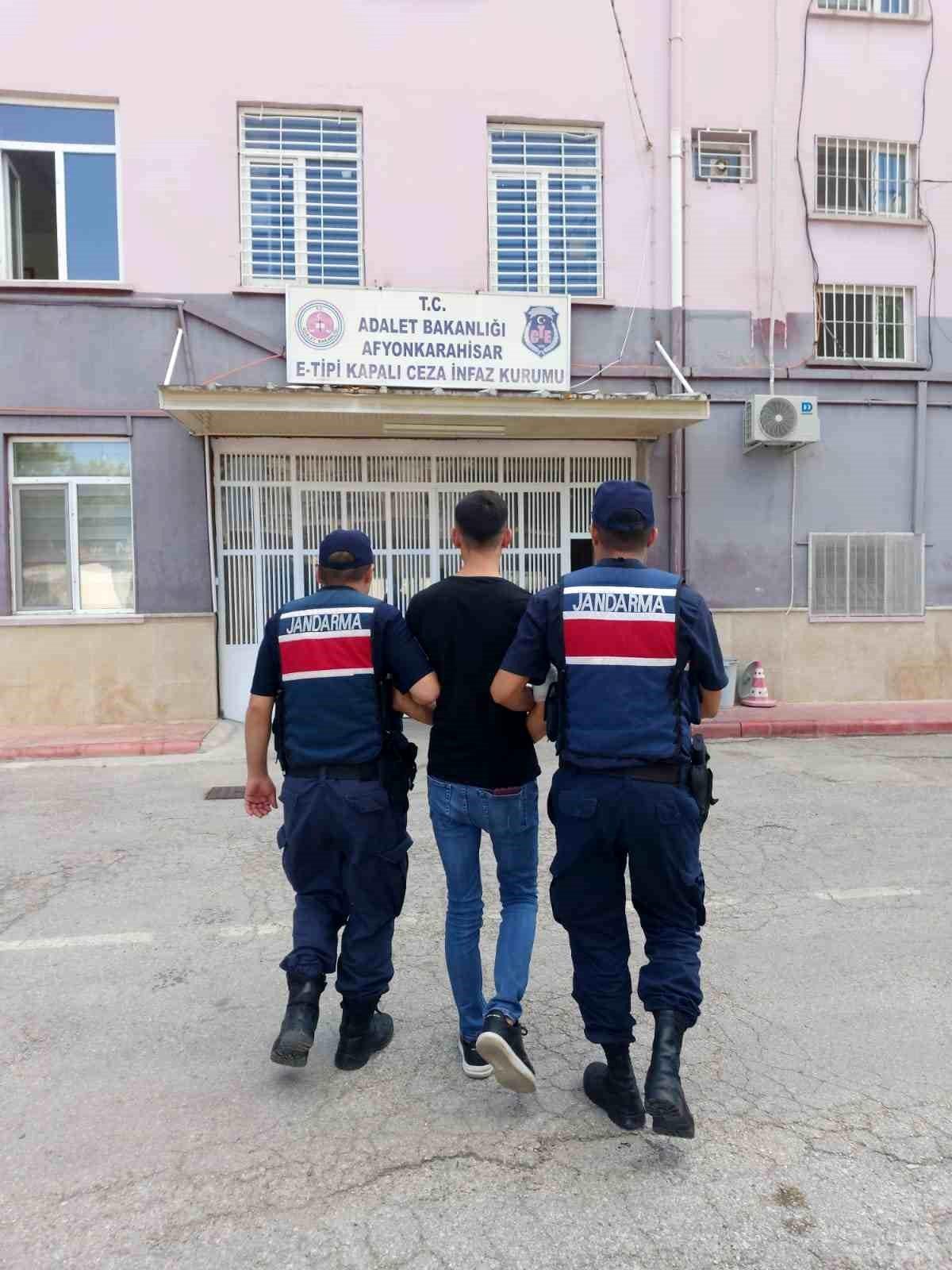 Afyonkarahisar\'da Konut Dokunulmazlığını İhlal Eden Şahıs Yakalandı