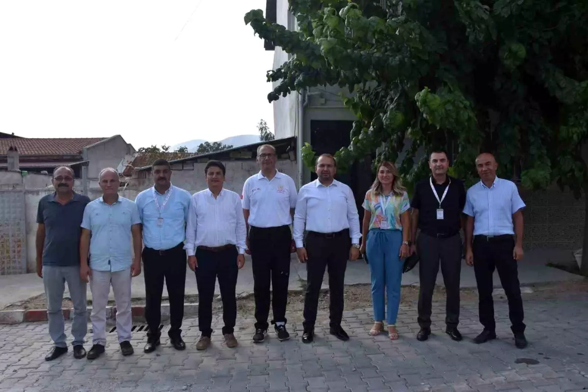 Aydın İl Sağlık Müdürü Evde Sağlık Hizmetleri Biriminden Hastaları Ziyaret Etti