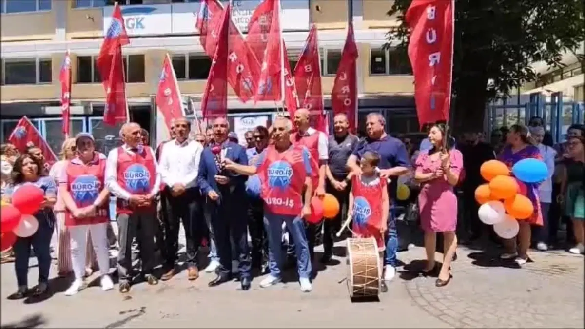 Kamu çalışanları tasarruf tedbirlerini eleştiriyor