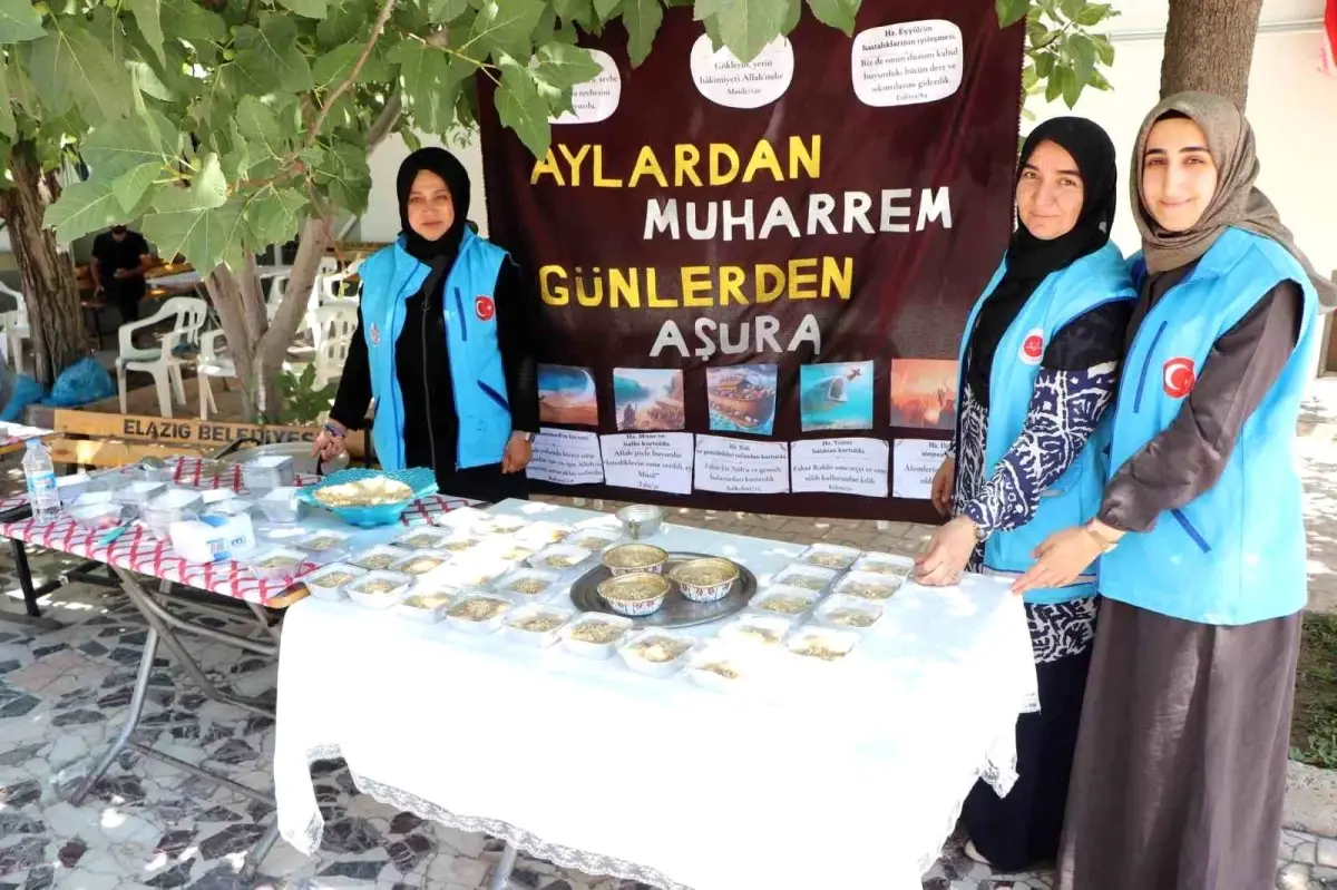 Elazığ Müftülüğü Tarafından Aşure İkram Edildi