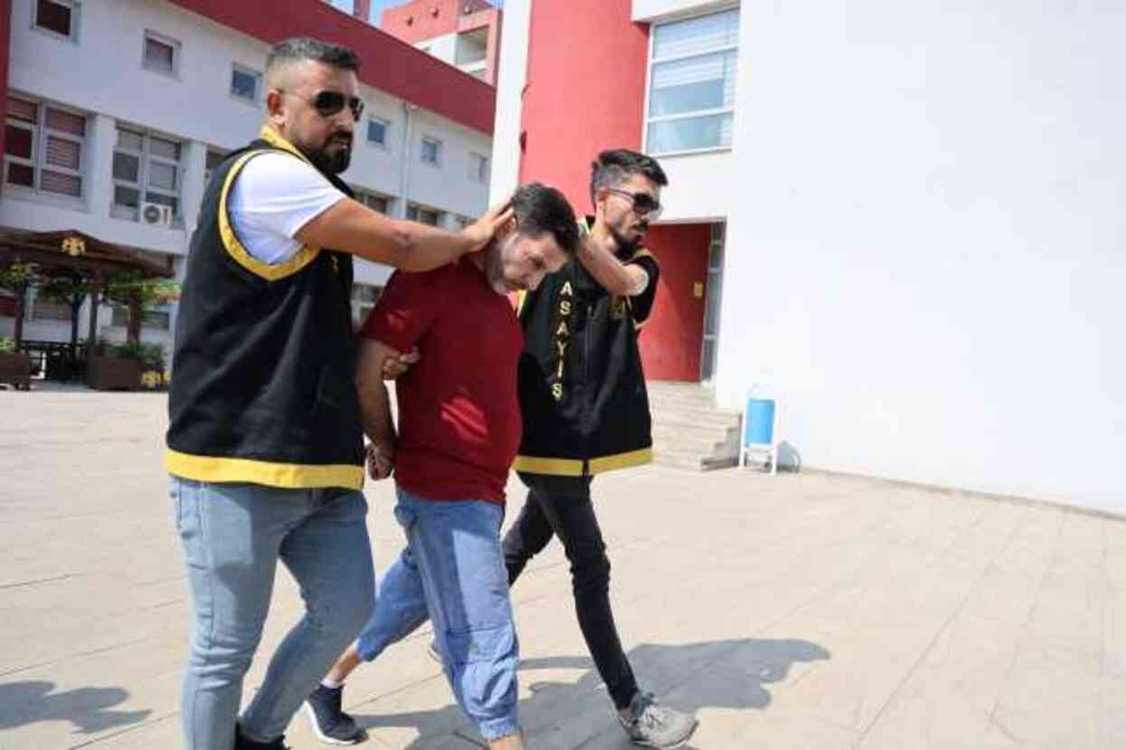 Eski eşinin başka erkekle fotoğrafını gördü, dehşet saçıp kayınbabasını öldürdü Eski eşinin başka erkekle fotoğrafını gördü, dehşet saçıp kayınbabasını öldürdü