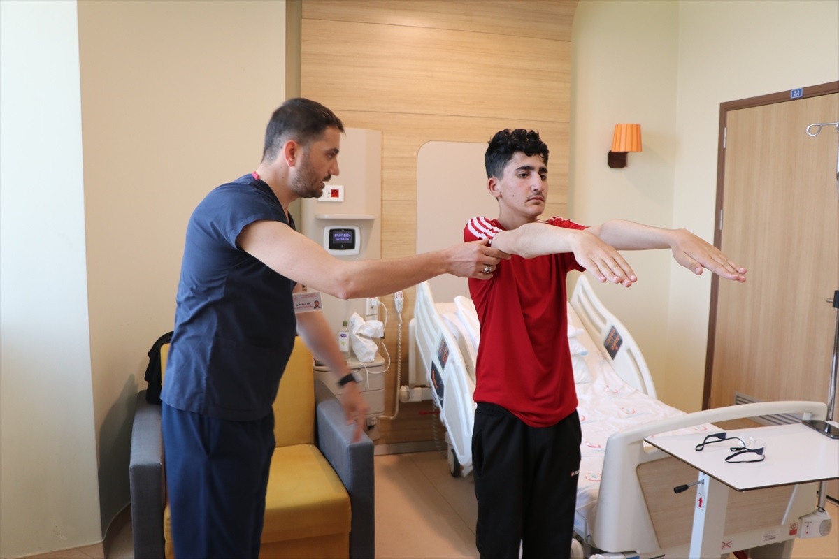 Akran Zorbalığından Kurtulan Çocuk Doktor Olmayı Hedefliyor