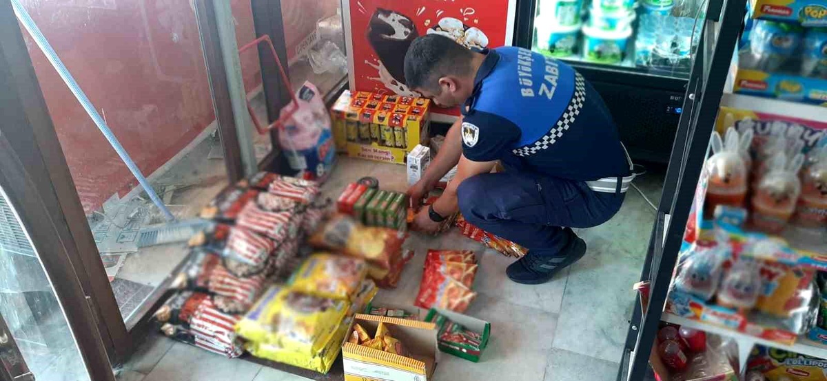 Kocaeli\'de Tarihi Geçmiş Ürünlere El Konuldu