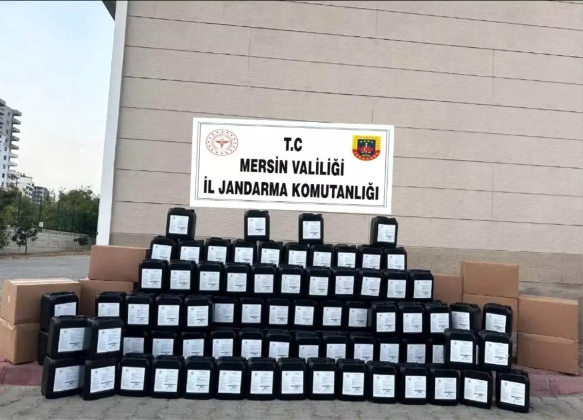 Mersin\'de Sahte İçki Operasyonu: 2 Bin 140 Litre Etil Alkol Ele Geçirildi