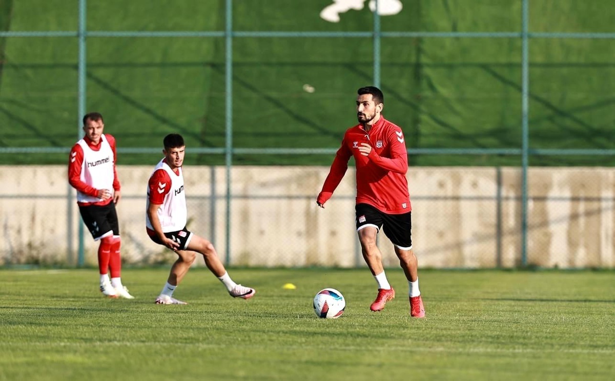 Sivasspor, Trendyol Süper Lig 2024-25 Sezonu Öncesi Kamp Çalışmalarını Sürdürdü