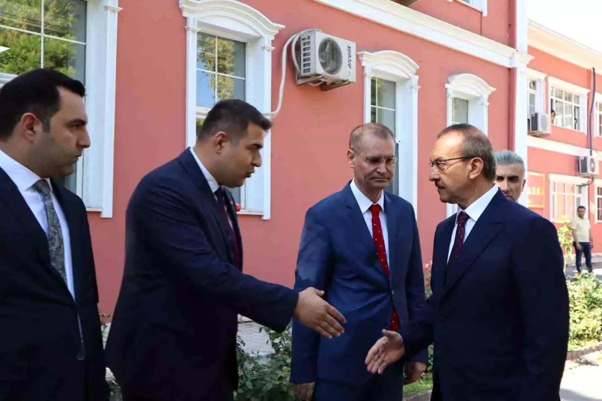 Vali Seddar Yavuz Malatya\'da göreve başladı