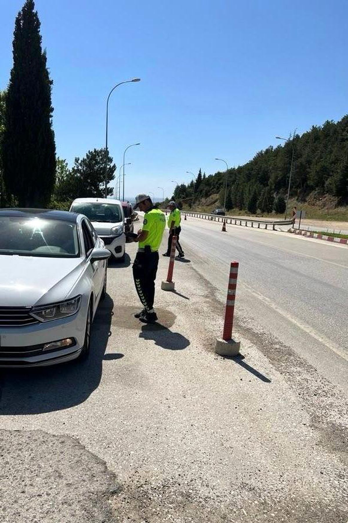 Bilecik\'te Trafik Denetimlerinde 78 Araç Sürücüsüne 85 Bin 258 TL Cezai İşlem Uygulandı