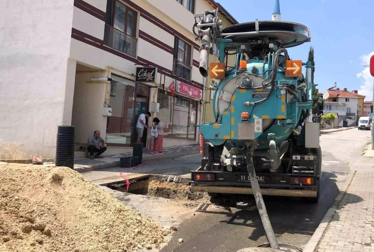 Bozüyük Belediyesi Alt Yapı Çalışmalarına Devam Ediyor