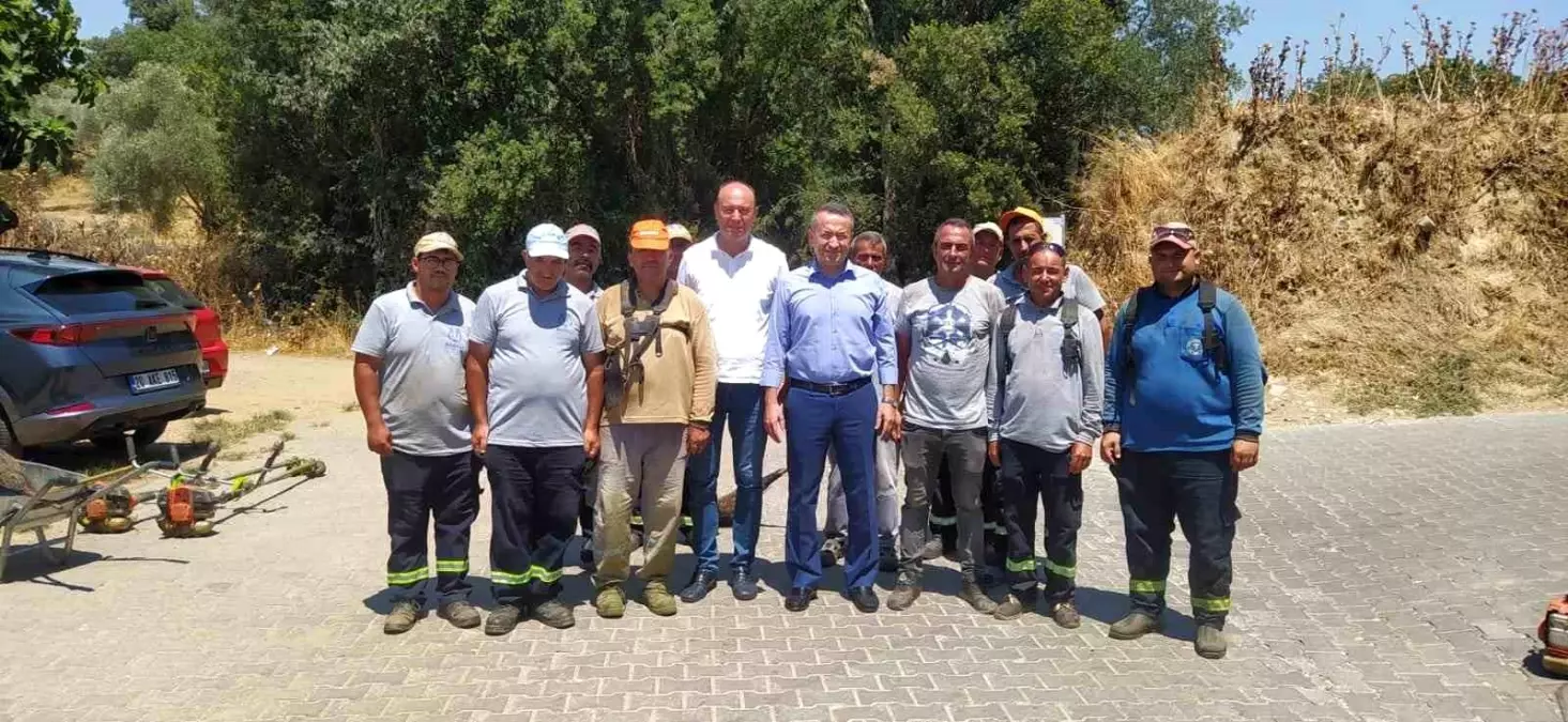 Nazilli Belediyesi İsabeyli Mahallesi\'nde Temizlik Çalışması Yaptı