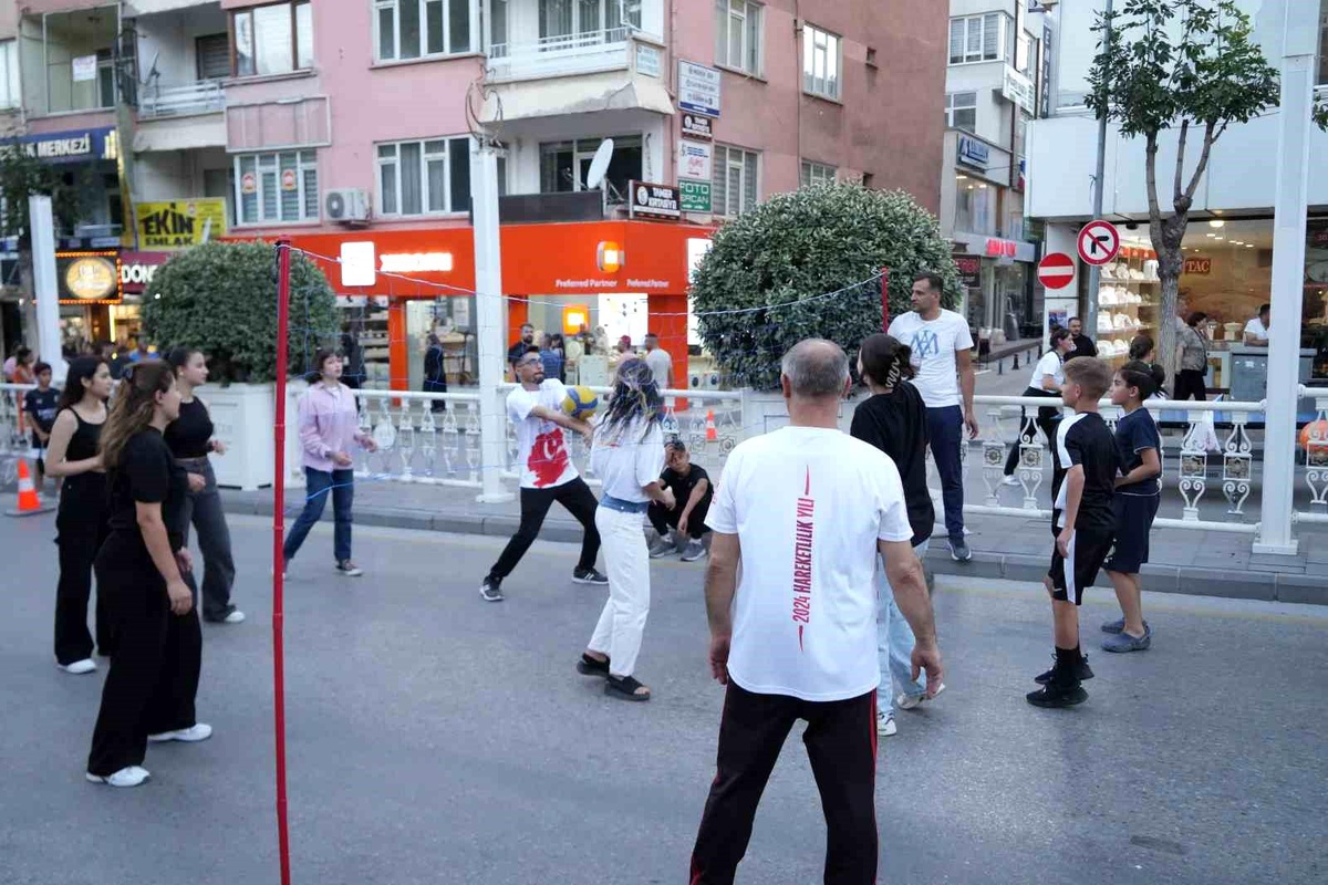 Niğde\'de Spor Festivali ve Yarı Maraton Etkinliği Düzenlendi