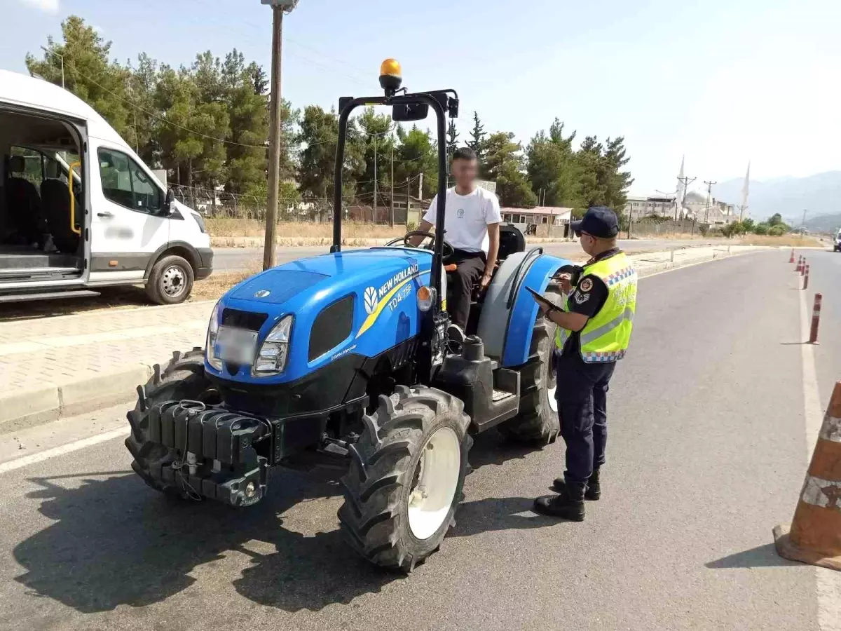 Gaziantep\'te Traktör ve Minibüs Sürücülerine Denetim