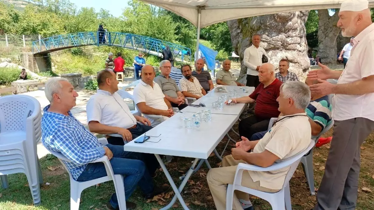 Akçakoca\'da Geleneksel Ahmet Dede Anma Cümle Mevlidi Yapıldı