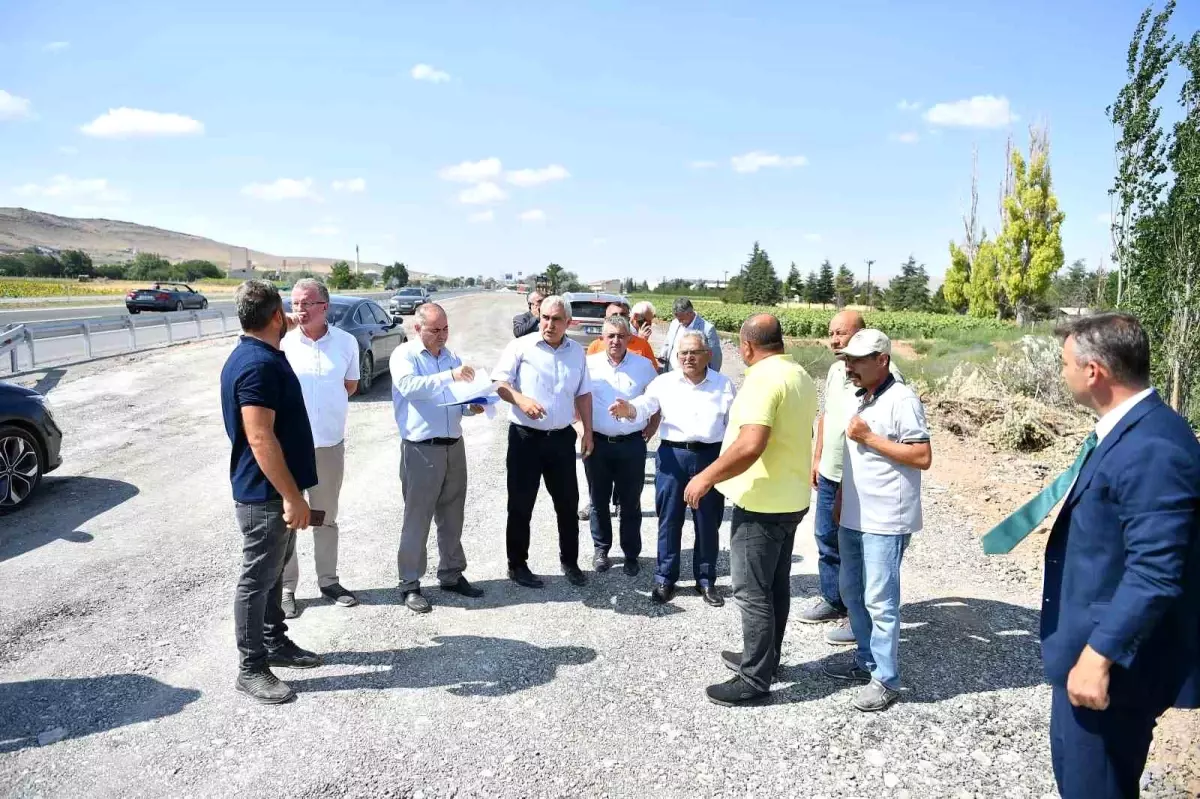 Kayseri Büyükşehir Belediye Başkanı Yamula Patlıcanı Satış Yerlerini İnceledi