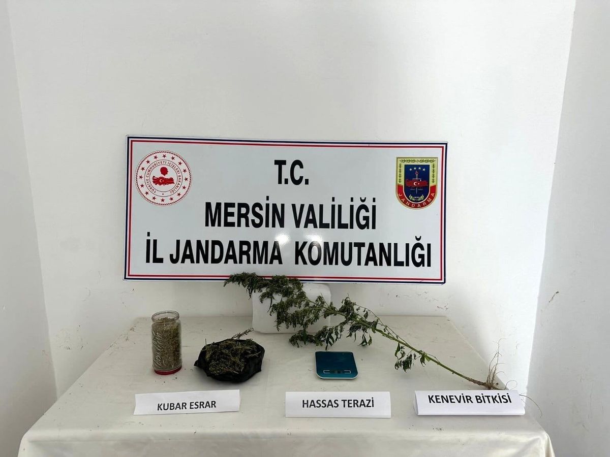 Mersin\'de Uyuşturucu Operasyonu: 3 Şüpheli Yakalandı