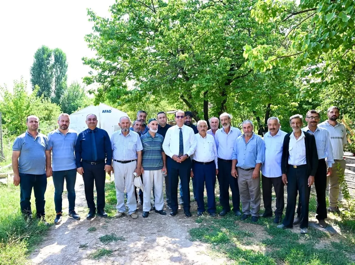 Yeşilyurt Belediye Başkanı Dilek Mahallesinde Yatırımları İnceledi