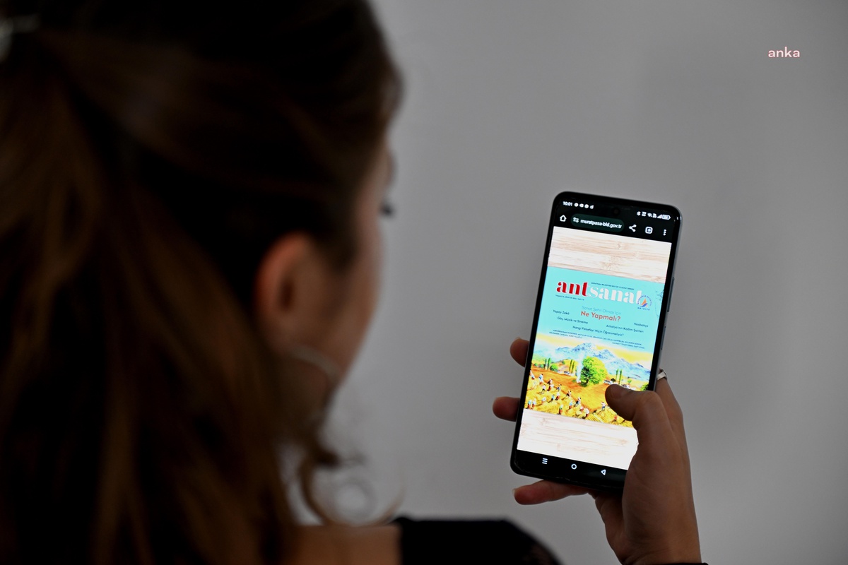 Antalya\'nın tek sanat dergisi \'AntSanat\' e-dergi olarak yayınlanmaya başladı
