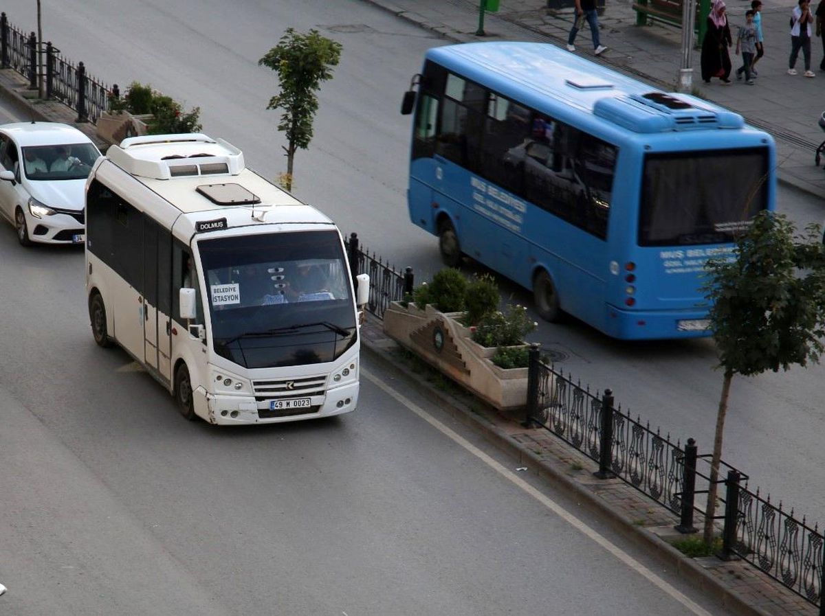 Muş\'ta şehir içi yolcu taşımacılığına yüzde 50 zam yapıldı