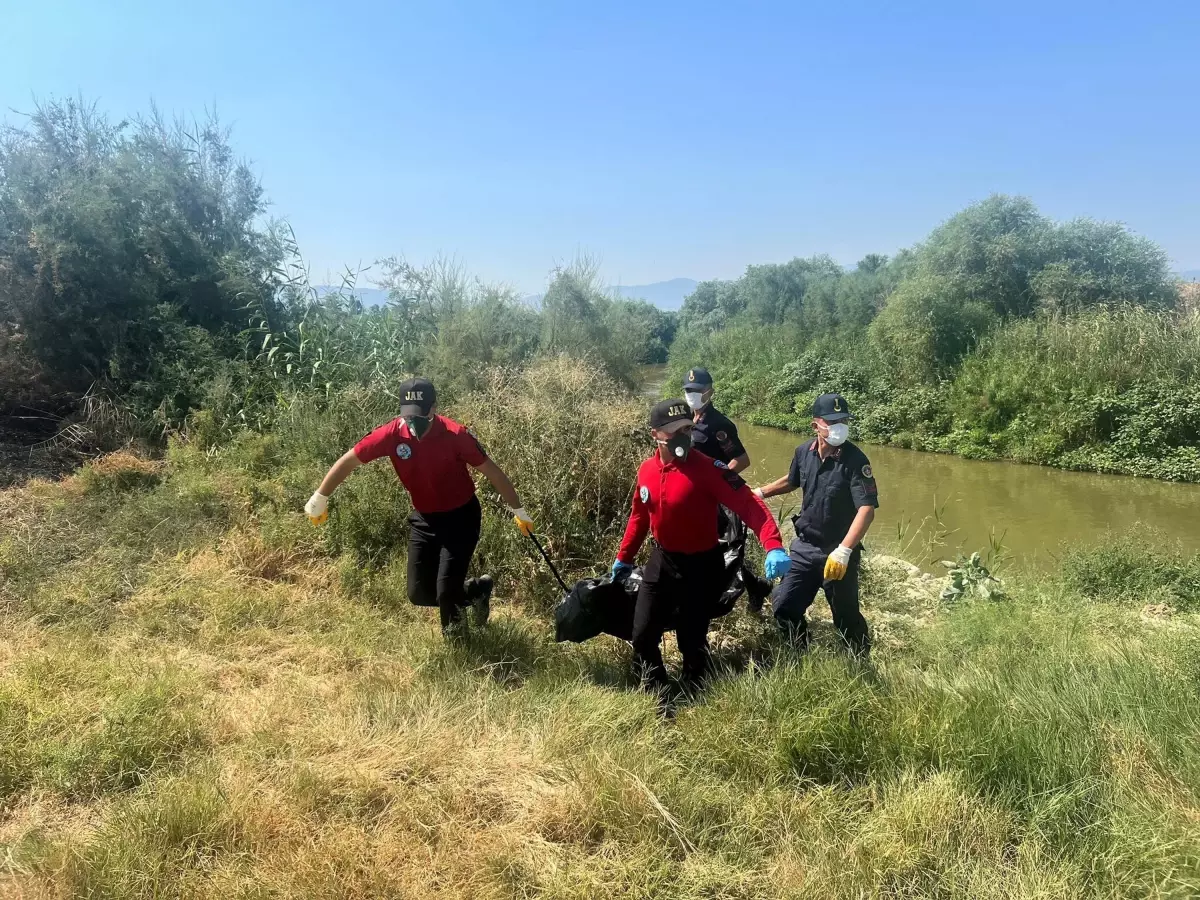 Söke\'de Nehirde Sürüklenen Çobanın Cansız Bedeni Bulundu