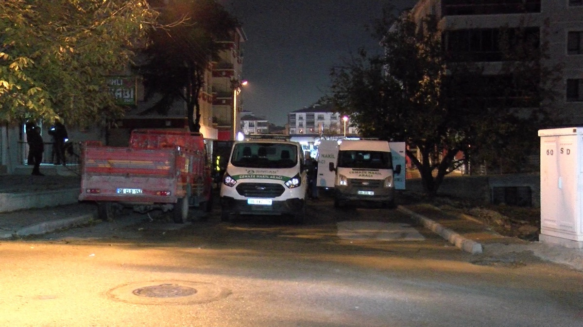 Sincan\'da Aynı Aileden 5 Kişiyi Öldüren Şahıs Hakkında 5 Kez Müebbet Hapis Cezası Talep Edildi