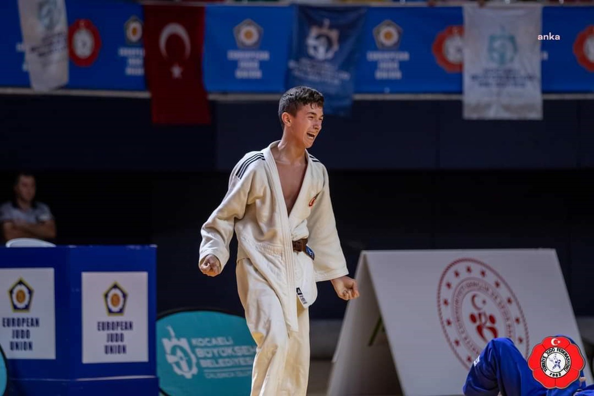 Yunusemre Belediyespor judocusu Ramazan İnci Yıldızlar Avrupa Judo Kupası\'nda üçüncü oldu