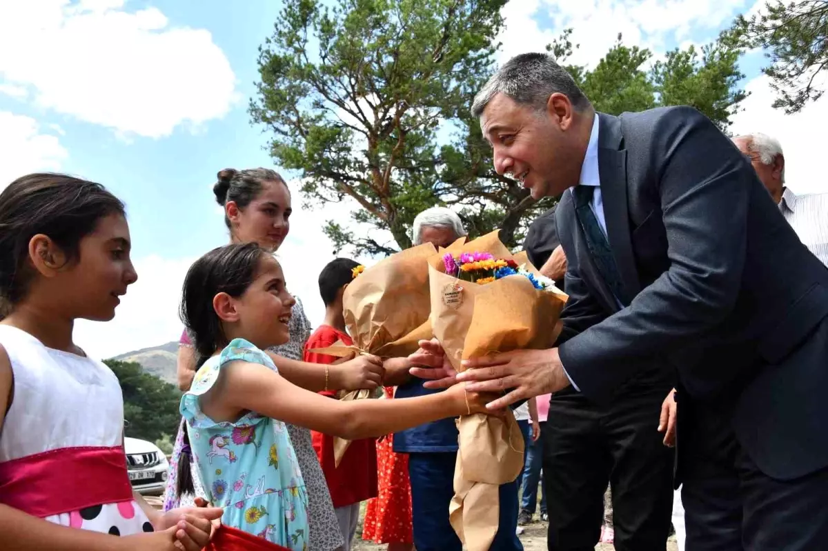 Gümüşhane\'de Yeniköy Çamlık Şenliği Coşkuyla Gerçekleştirildi