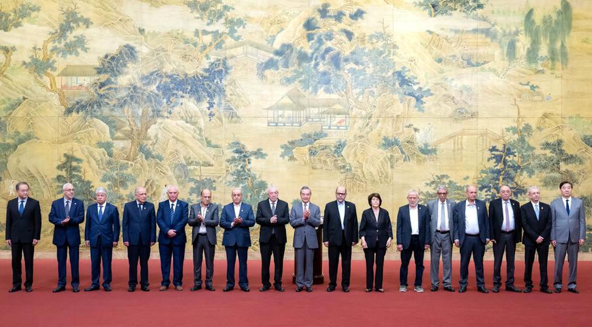 Çin Dışişleri Bakanı Wang Yi, Filistinli gruplar arasındaki uzlaşı görüşmelerine katıldı