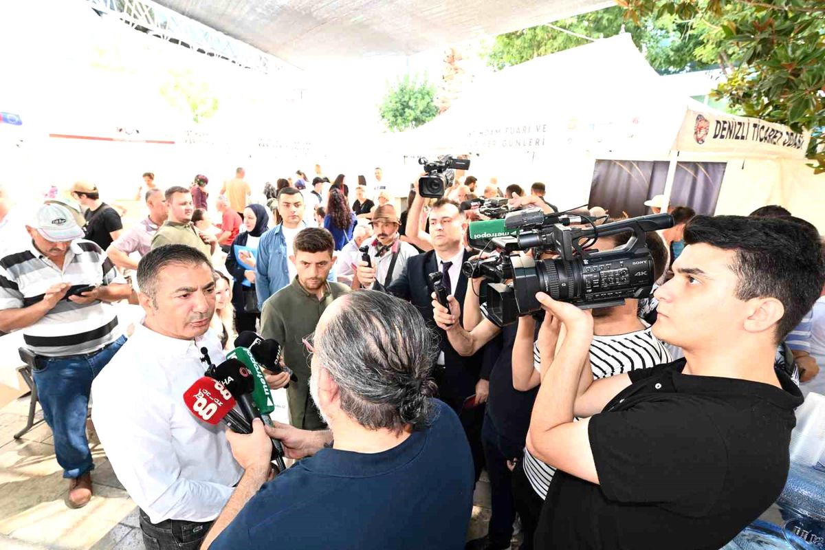 Denizli Ticaret Odası Başkanı Uğur Erdoğan, Gazeteciler ve Basın Bayramı\'nı kutladı