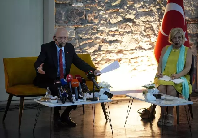 Kılıçdaroğlu'ndan Özel'e zehir zemberek 'El sıkma' yanıtı: Sarayda oturan zatın elini sıkmayacağız ve mücadele edeceğiz