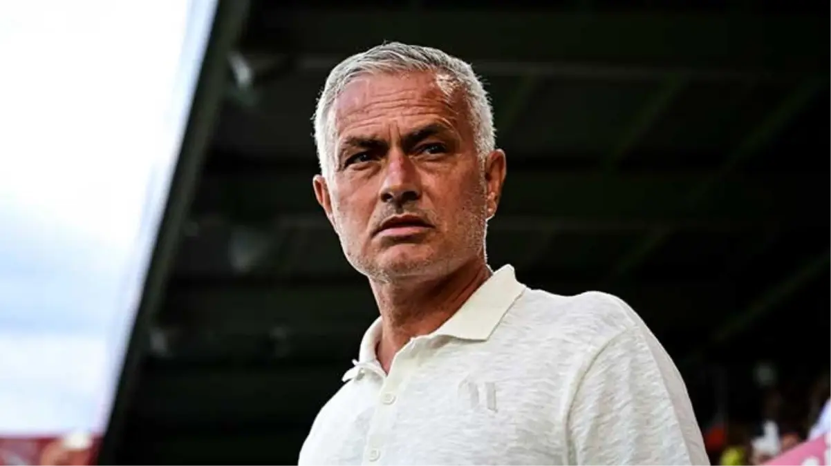 Jose Mourinho\'dan zemin eleştirisi: Şampiyonlar Ligi seviyesinde kabul edilemez