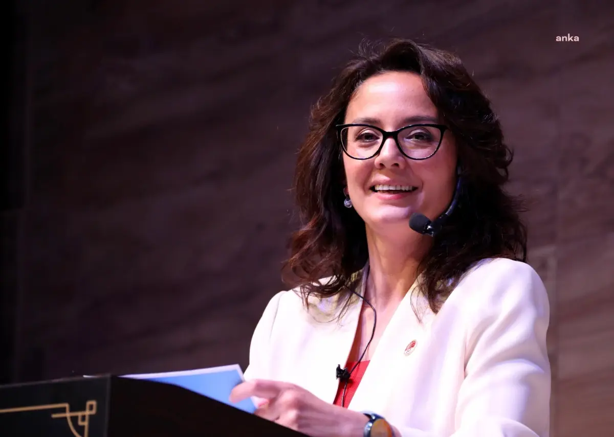 Muğla Menteşe Belediye Başkanı Gonca Köksal\'dan Basın Özgürlüğü Mesajı