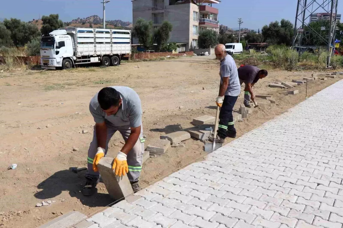 Nazilli Belediyesi Yıldıztepe Mahallesinde Parke Taşı Döşeme Çalışmalarını Tamamlıyor