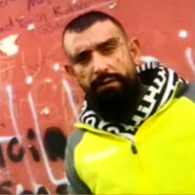 Eski eşinin ölmeden selasını okuttu, mahalle karıştı
