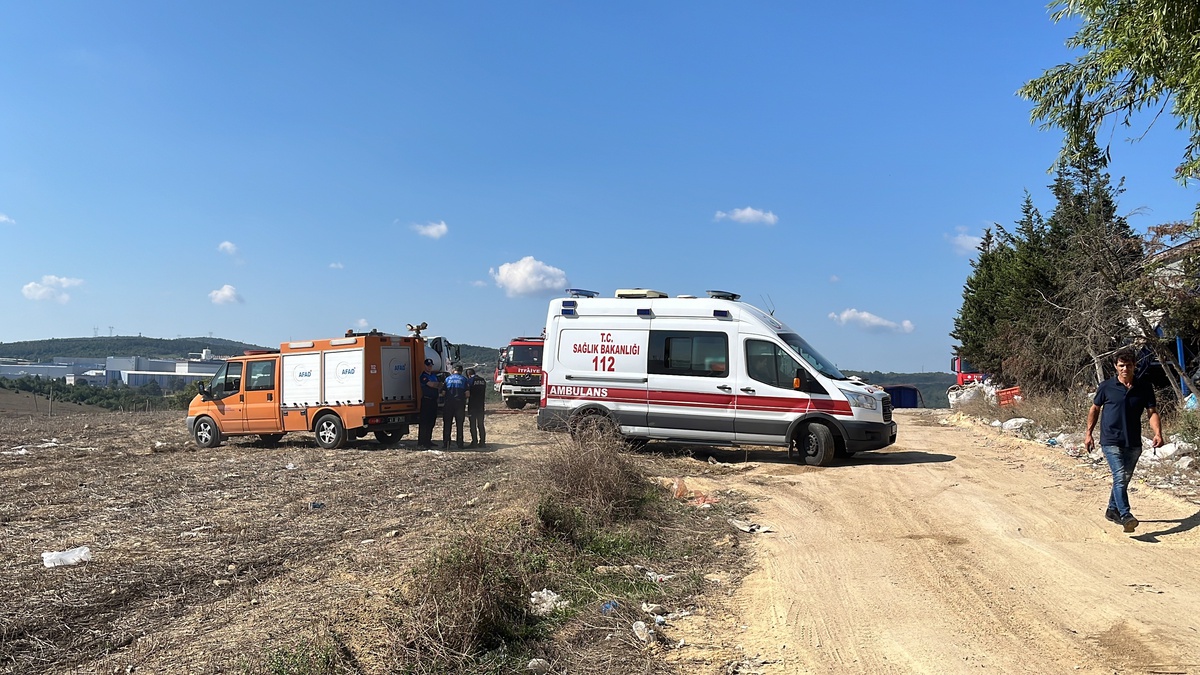 Gebze\'deki Geri Dönüşüm Deposunda Yangın Çıktı