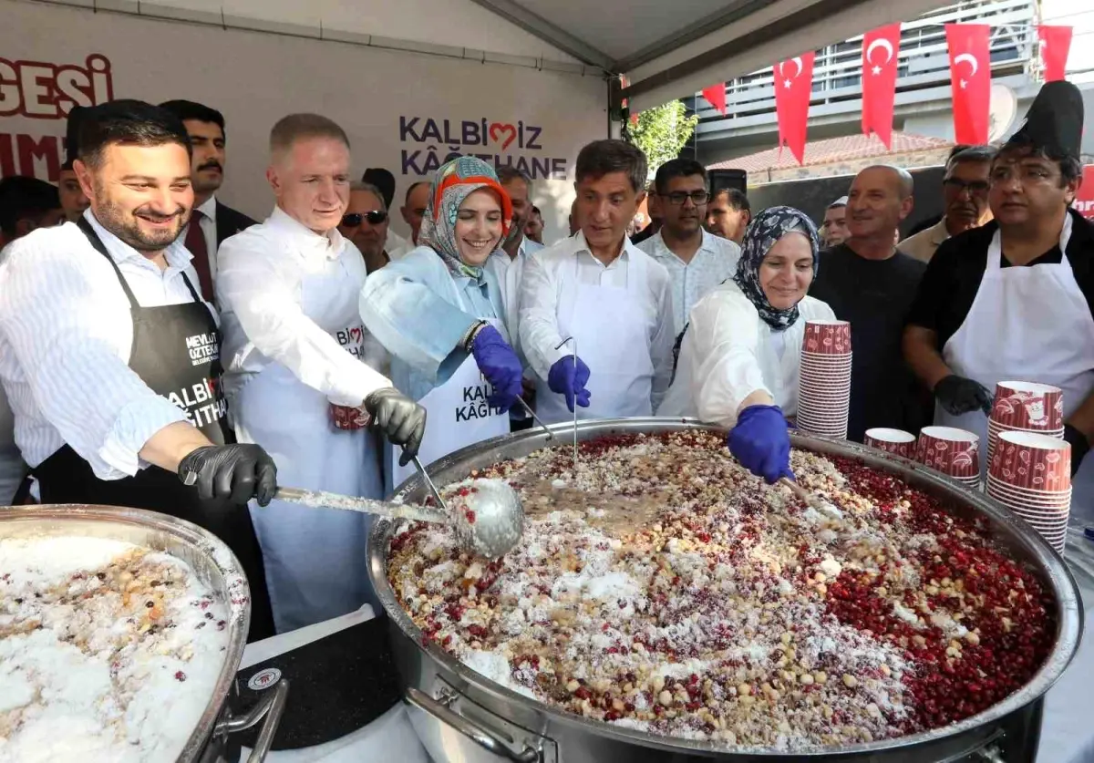 Kağıthane Belediyesi Muharrem Ayı Etkinliklerinde 35 Bin Kase Aşure Dağıttı