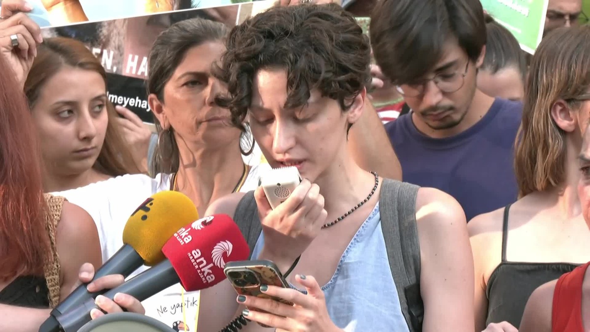 Hayvan Hakları Savunucuları Protesto Eylemlerine Devam Ediyor