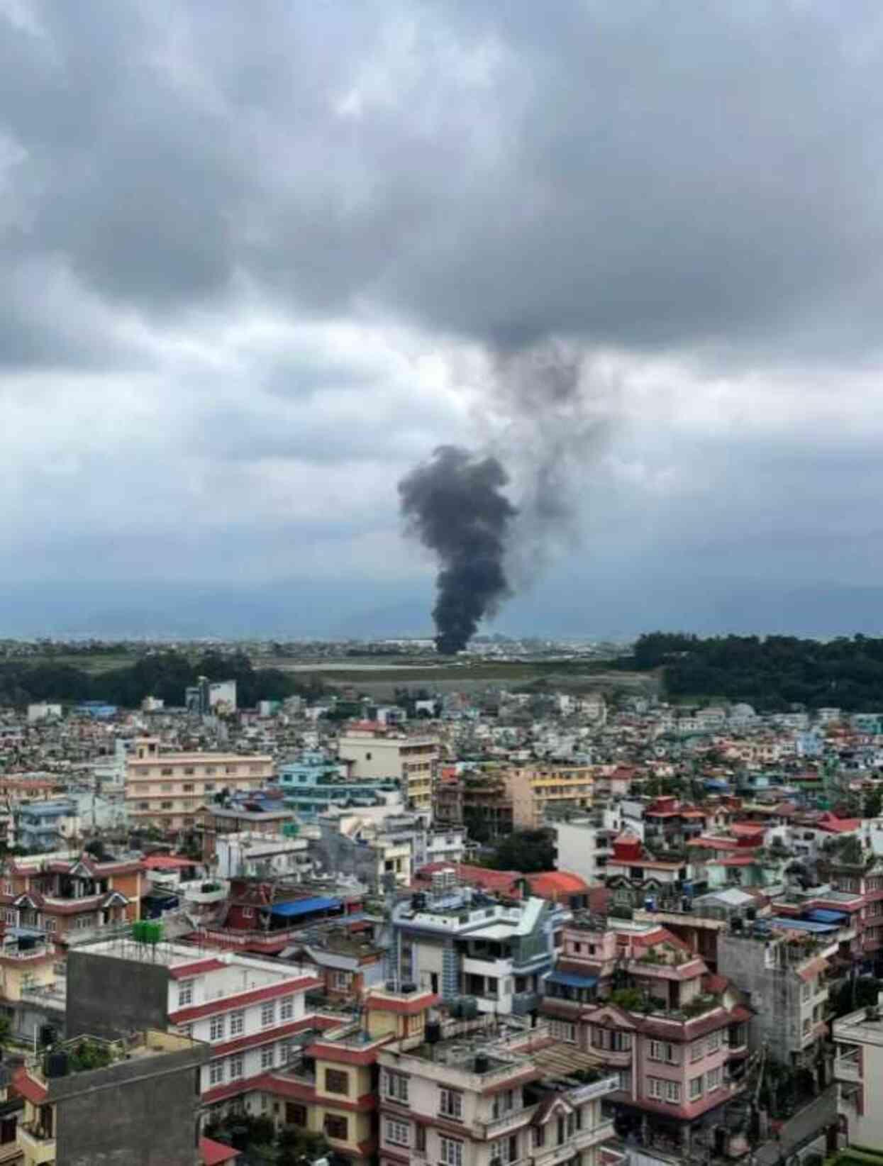 Nepal'de uçak kazası: 19 kişiyi taşıyan kalkış sırasında pistten çıktı: 18 ölü