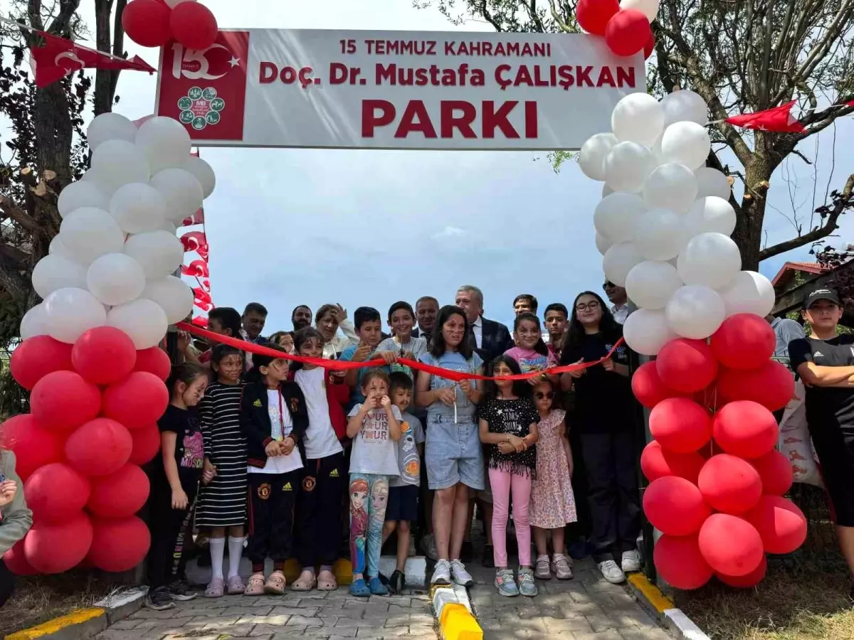 Mengen\'de Çocuk Parkı 15 Temmuz Kahramanı Doç. Dr. Mustafa Çalışkan Adıyla Açıldı