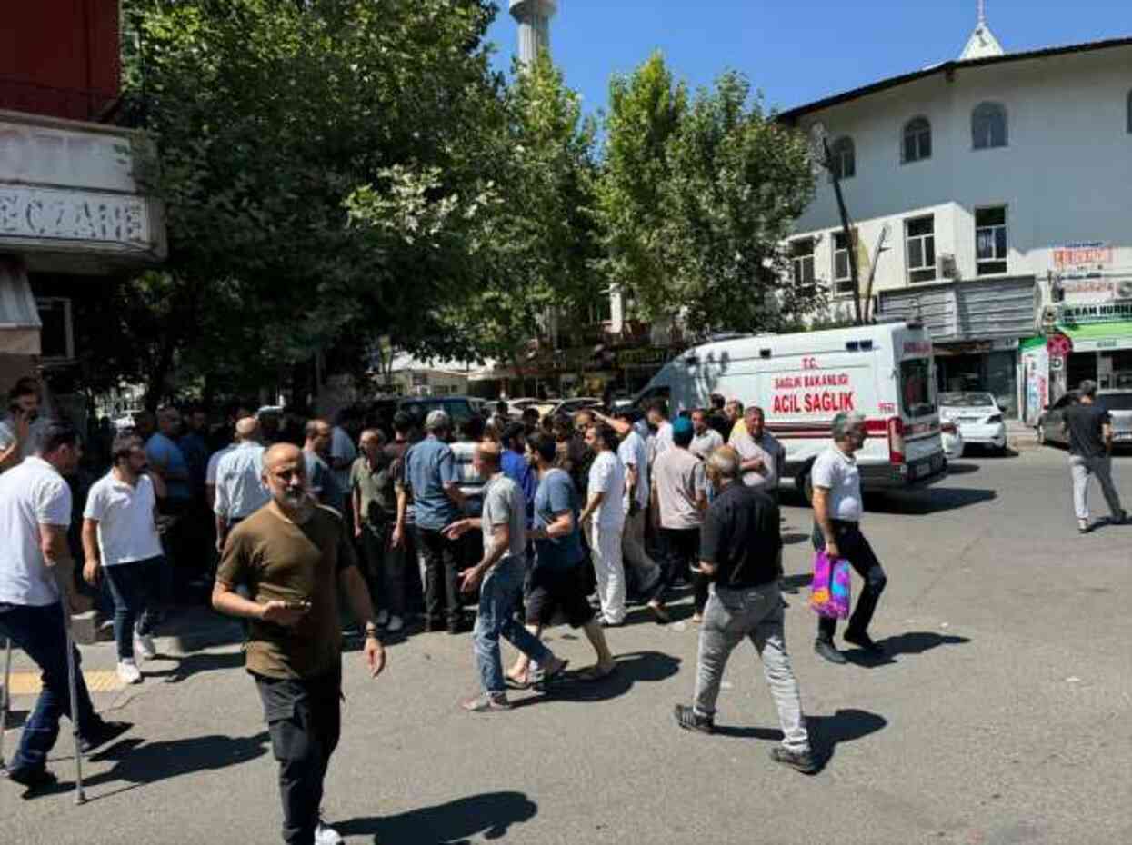 4 kişiyi bıçaklayarak öldüren madde bağımlısı şahıs cezaevinden 5 gün önce çıkmış 4 kişiyi bıçaklayarak öldüren madde bağımlısı şahıs cezaevinden 5 gün önce çıkmış