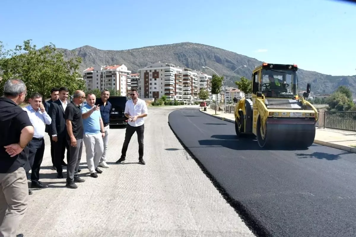 Amasya Belediyesi, Çukurlu Yolları Asfaltlamaya Başladı